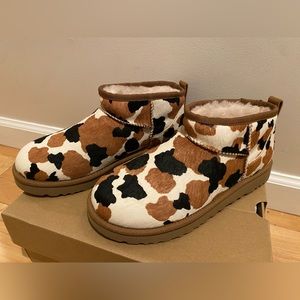 NWT UGG Women’s Classic Ultra Mini Cow Print, US Size 8